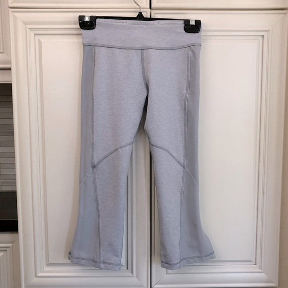 Ivivva by Lululemon yoga crops - Picture 1 of 10